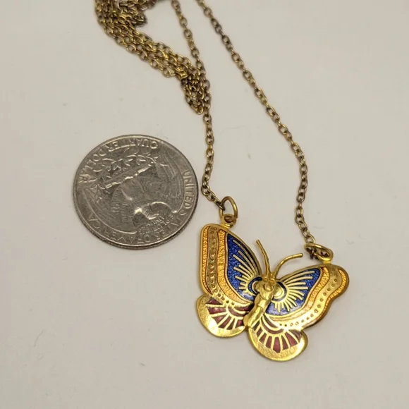 ▪︎Vtg MMA Necklace - Picture 3 of 7